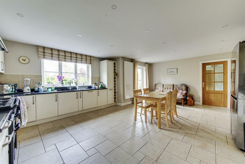 Additional property image - Spacious home on the exclusive Blackfirs Lane, Somerford, Congleton