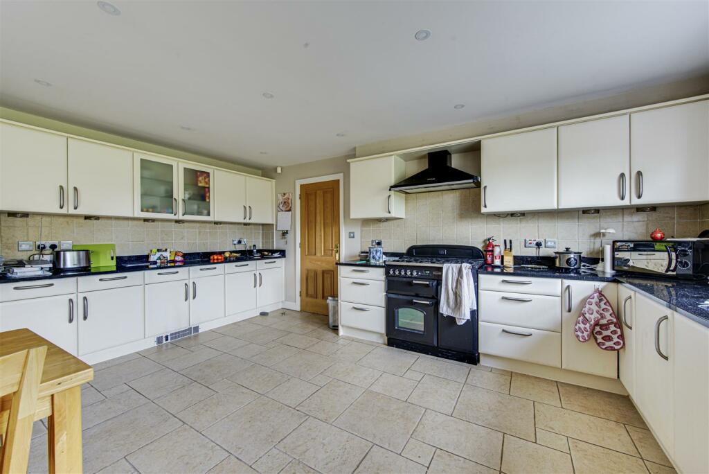 Additional property image - Spacious home on the exclusive Blackfirs Lane, Somerford, Congleton