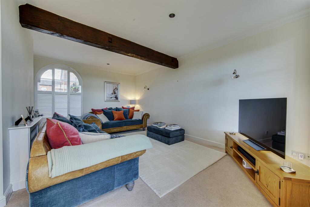 Additional property image - 3 The Stables, Somerford, Congleton