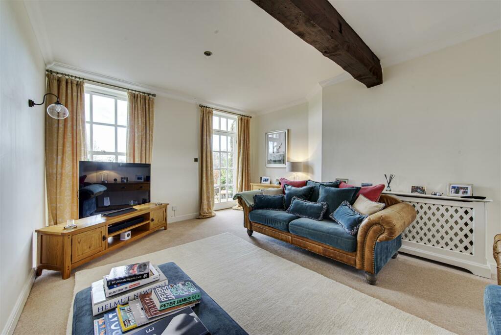 Additional property image - 3 The Stables, Somerford, Congleton