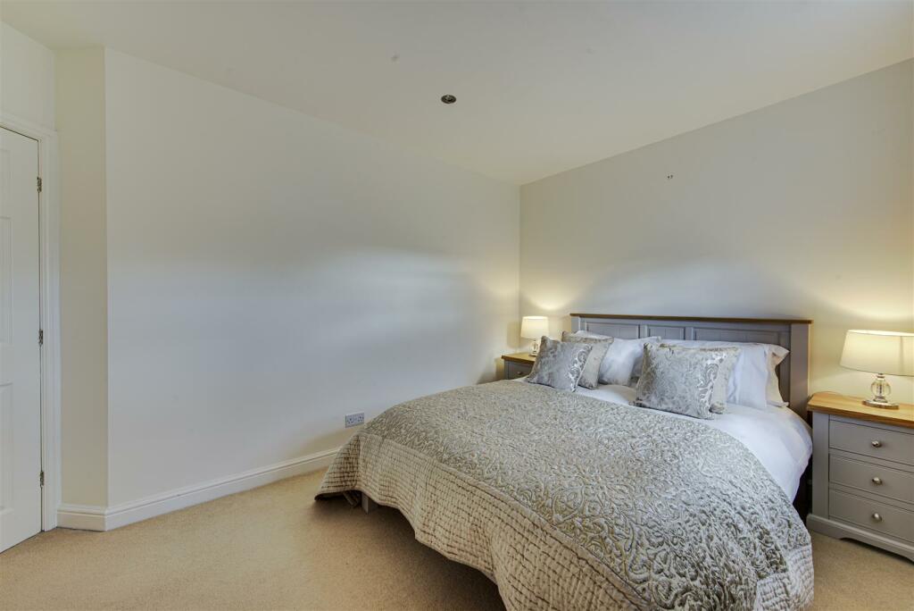 Additional property image - 3 The Stables, Somerford, Congleton