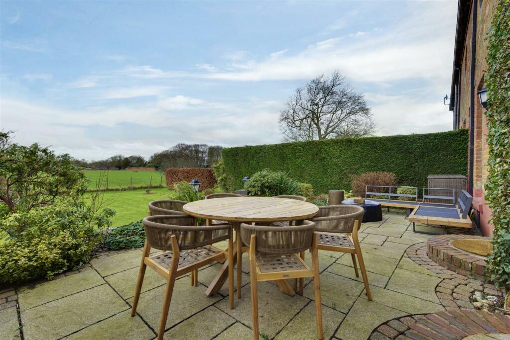 Additional property image - 3 The Stables, Somerford, Congleton