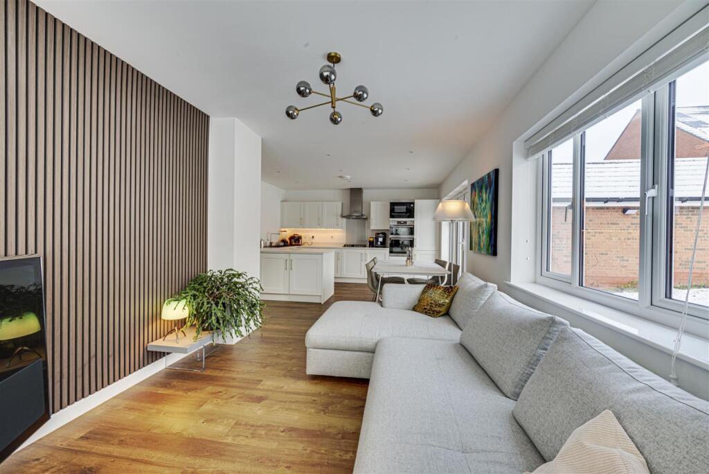 Additional property image - Thorston Way, Congleton, Cheshire