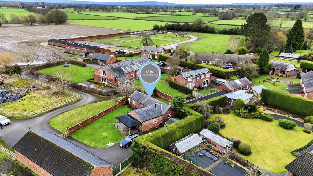 Additional property image - Bluebell Cottage, Off Macclesfield Road, Holmes Chapel