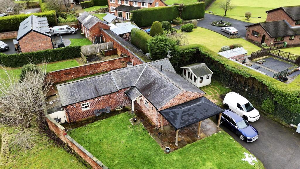 Additional property image - Bluebell Cottage, Off Macclesfield Road, Holmes Chapel