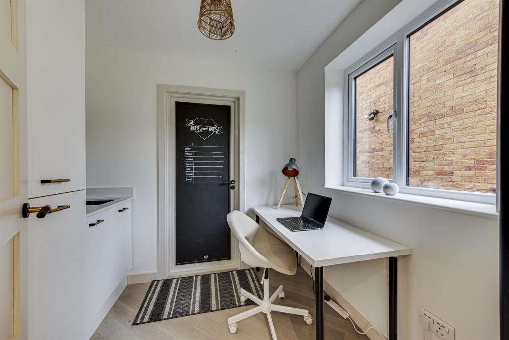 Additional property image - Daisybank Drive, Congleton, Cheshire