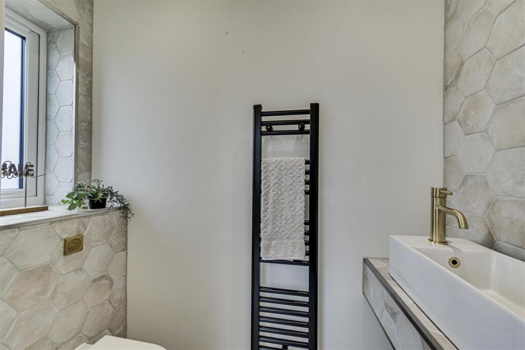 Additional property image - Daisybank Drive, Congleton, Cheshire