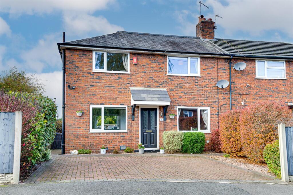 Main image of property: The Crescent, Congleton