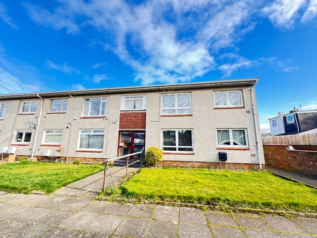 3 bedroom flat for sale in Lisburn Road, Ayr, South Ayrshire, KA8