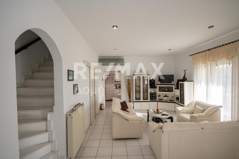 Main image of property: Thessalia, Magnesia, Nea Ionia