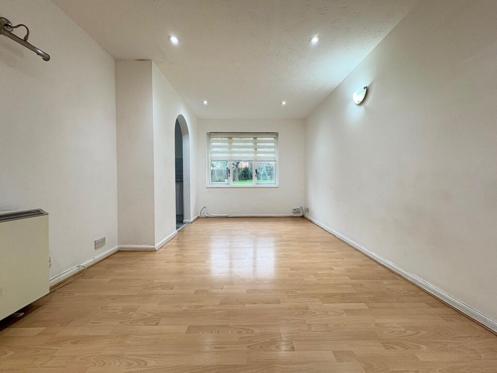 Main image of property: Medesenge Way, London, N13