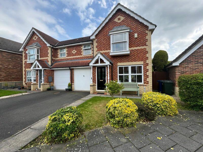 3 bedroom semidetached house for sale in Cawburn Close, Haydon Grange, NE7
