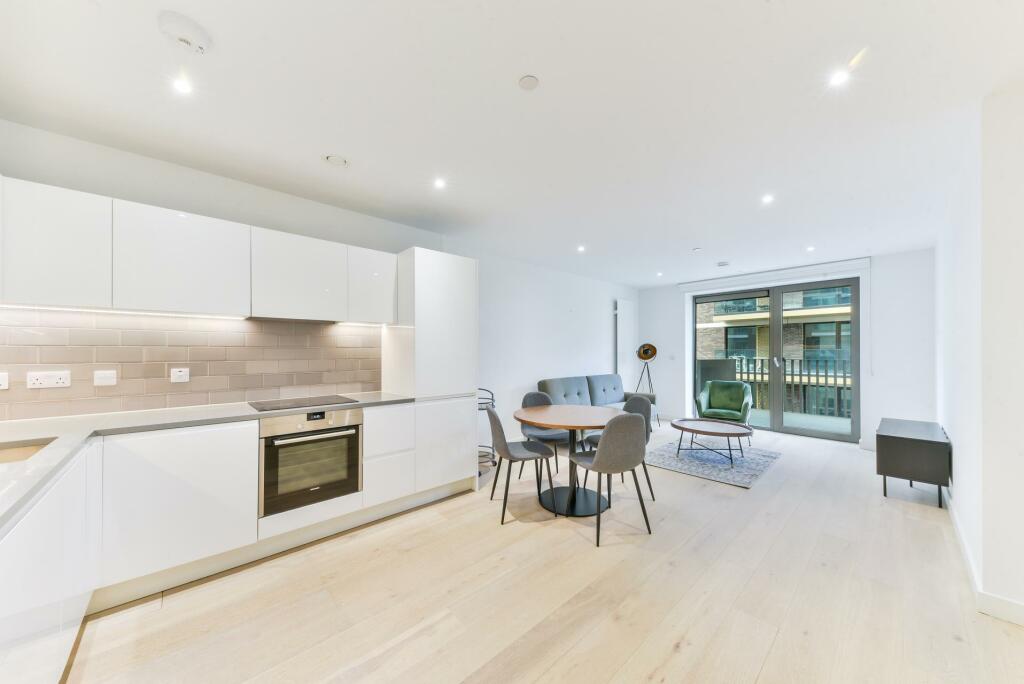 Main image of property: Pendant Court, Royal Wharf, London, E16