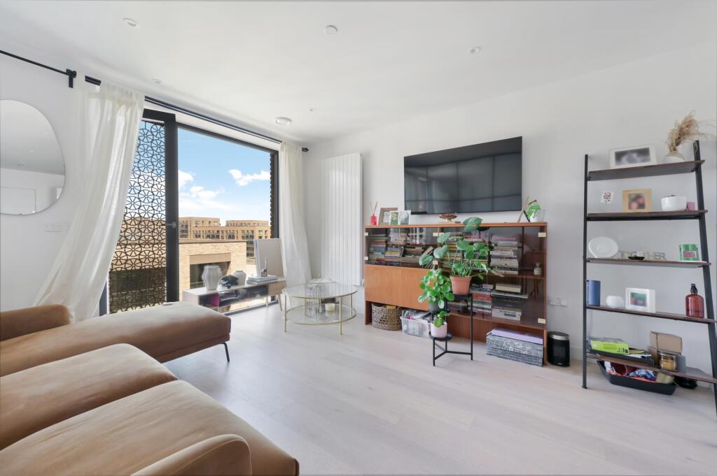Main image of property: John Cabot House, Royal Wharf, E16