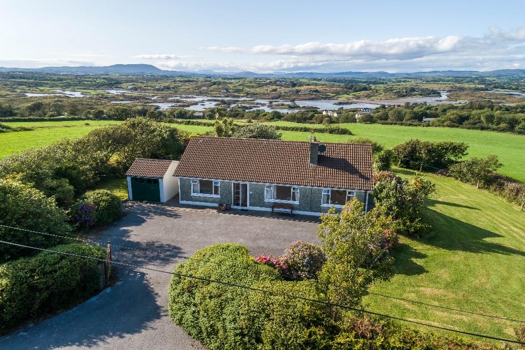 3 bedroom detached bungalow for sale in Baltimore, Cork, Ireland