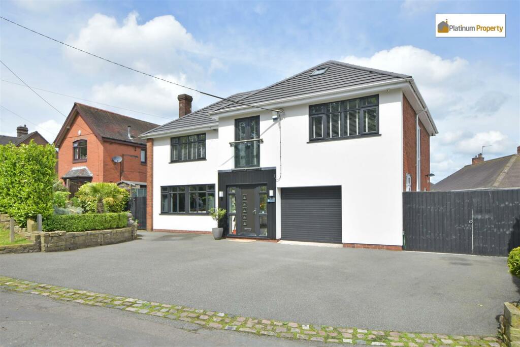 4 bedroom detached house for sale in Gravelly Bank, Lightwood, ST3 7EF, ST3
