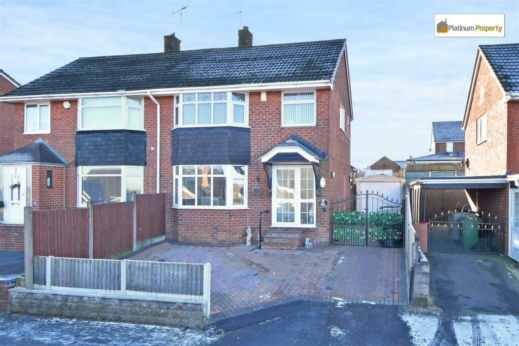 3 bedroom semidetached house for sale in Hollies Drive, Meir Heath