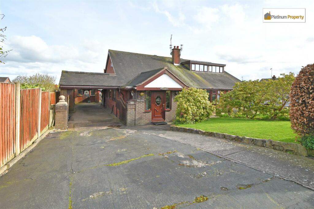 4 bedroom semidetached bungalow for sale in Hall Drive, Weston Coyney