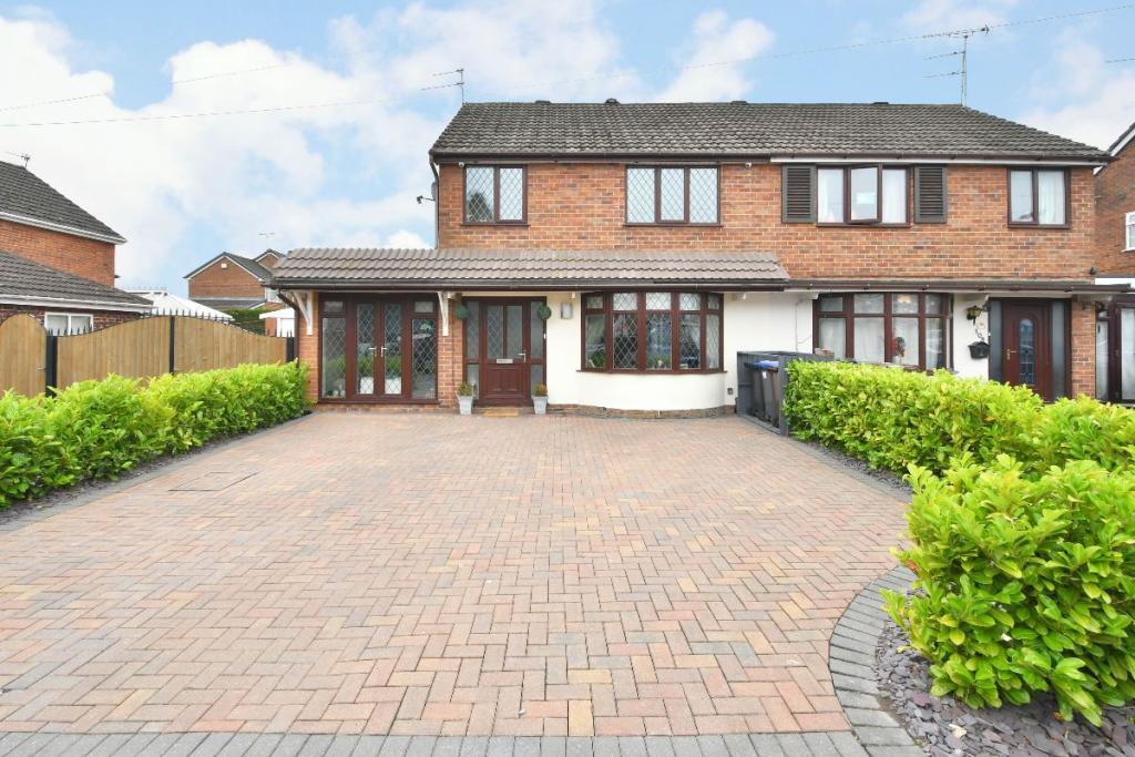 3 bedroom semidetached house for sale in Elmwood Drive, Blythe Bridge