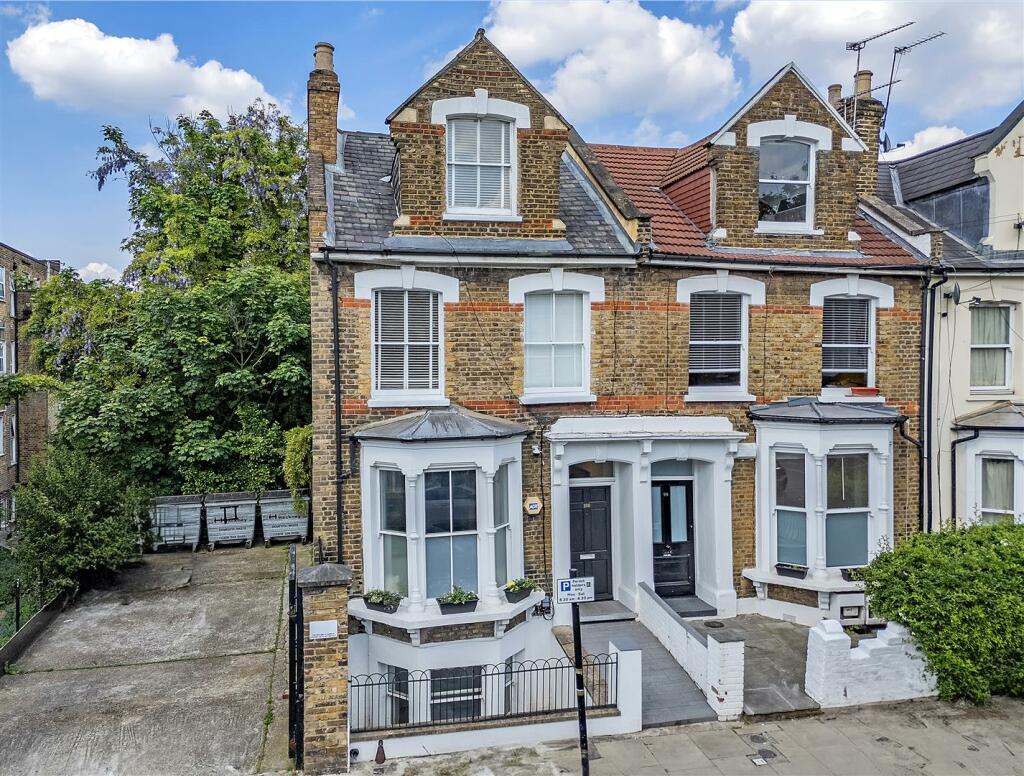 Main image of property: Brighton Road, N16 8EG