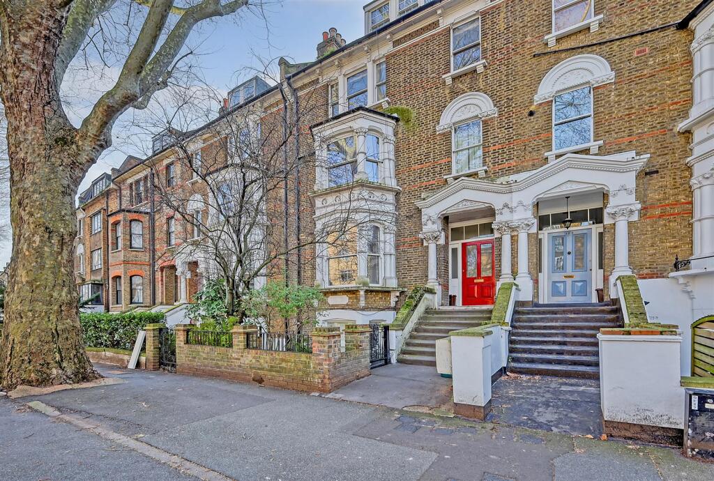 Main image of property: Grosvenor Avenue, N5 2NH