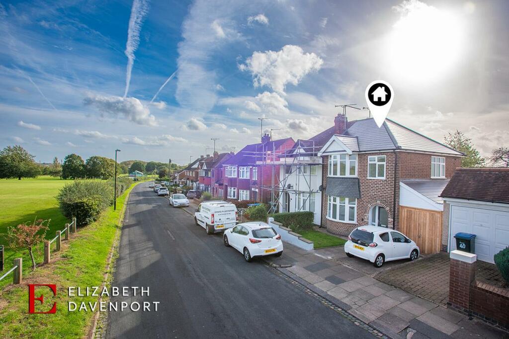 3 bedroom semidetached house for sale in The Park Paling, Cheylesmore