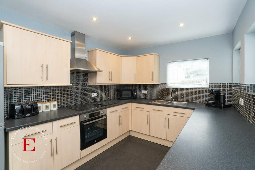 Additional property image - Albany Road, Earlsdon