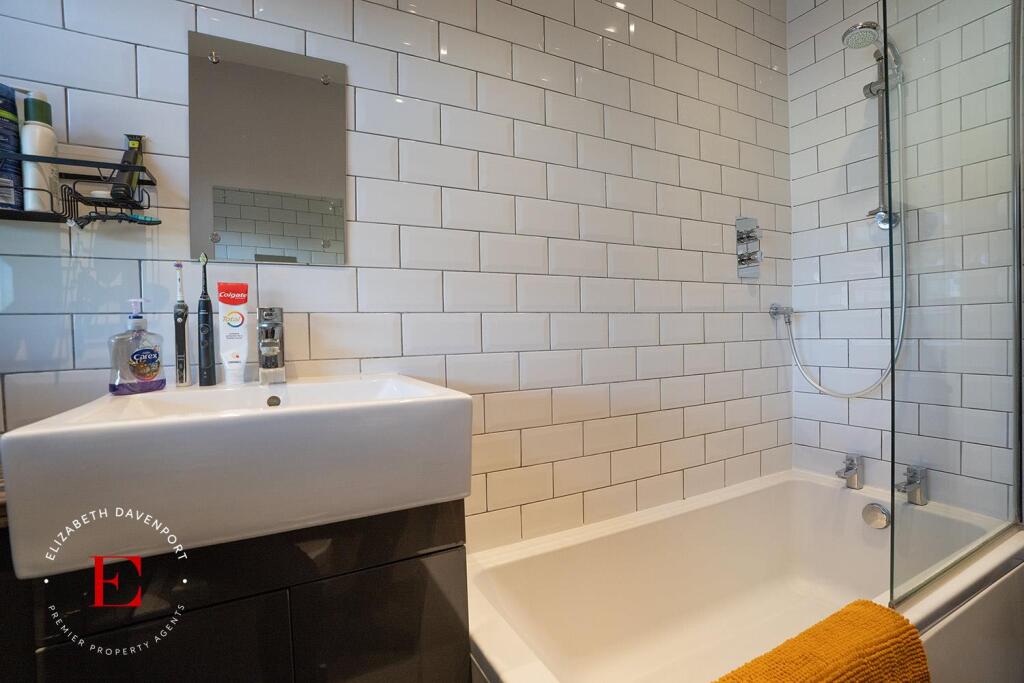 Additional property image - School Croft, Beausale, Warwick