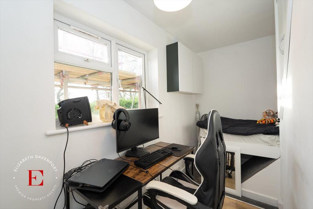 Additional property image - School Croft, Beausale, Warwick