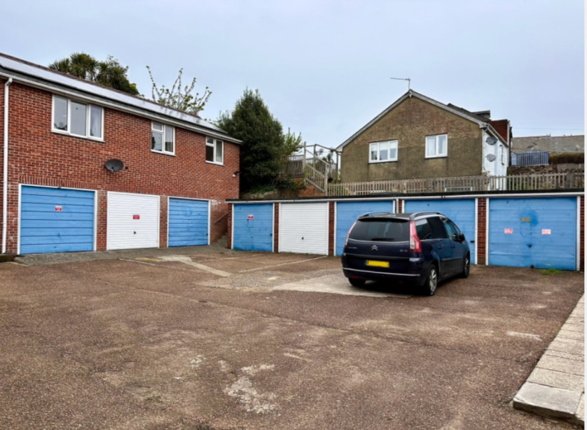Main image of property: High Street, Ryde