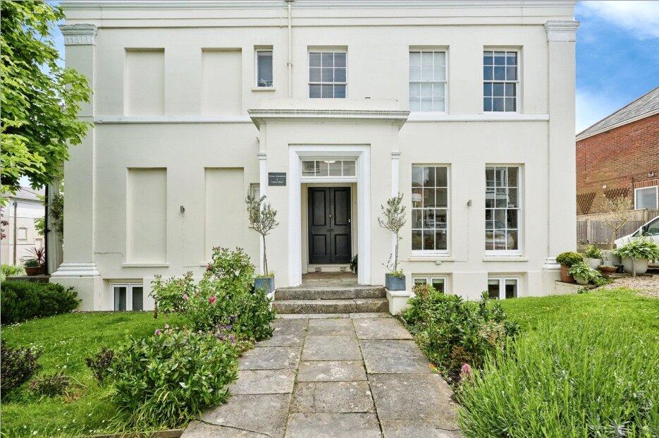 Main image of property: Nelson Mansions, 1 Nelson Place, PO33