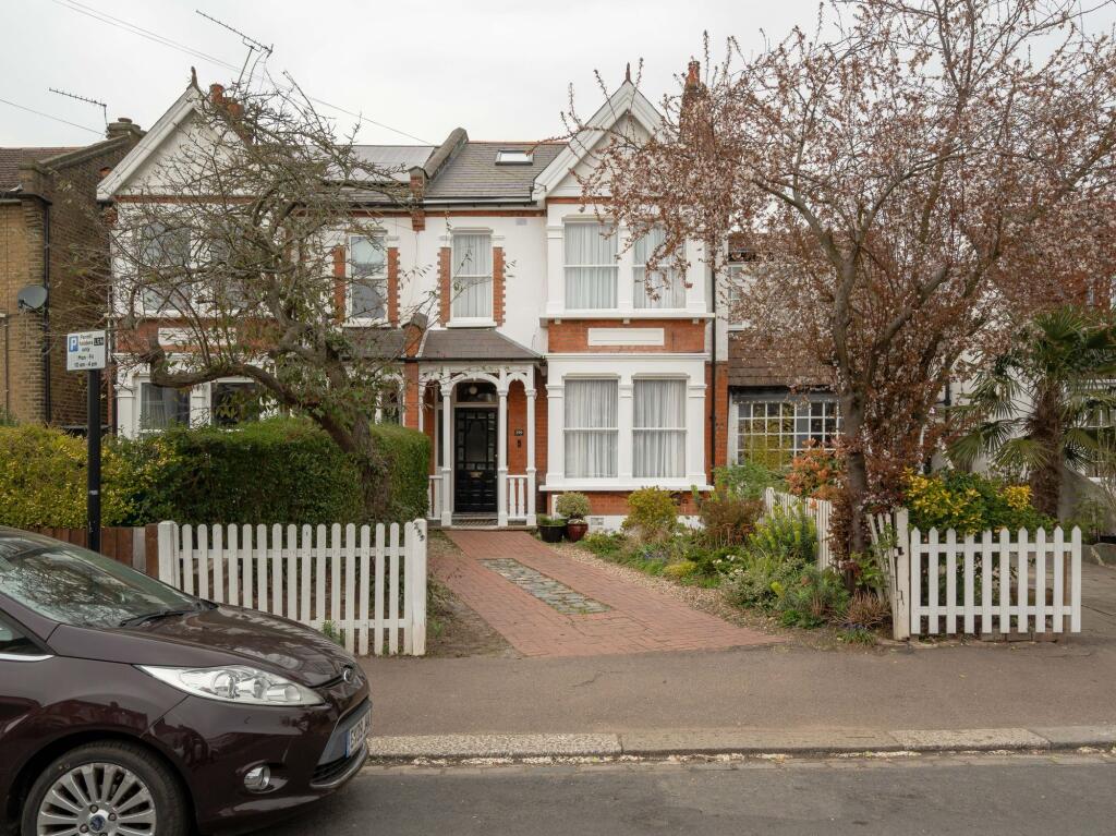 Main image of property: Hainault Road, Upper Leytonstone, London, E11