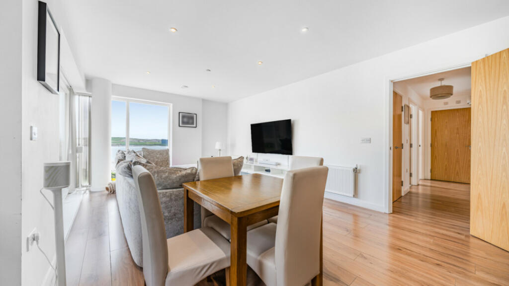 Additional property image - Gala Court, Erith High Street, Erith, DA8 1FE