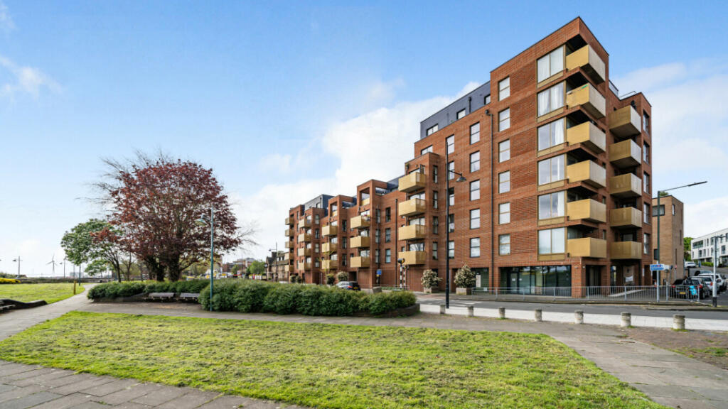 Additional property image - Gala Court, Erith High Street, Erith, DA8 1FE