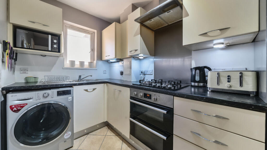 Additional property image - Sidcup High Street, Sidcup, DA14 6DZ