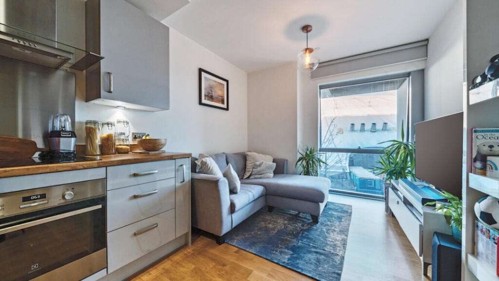 Main image of property: 18 Cutter Lane, Greenwich, SE10 0YB