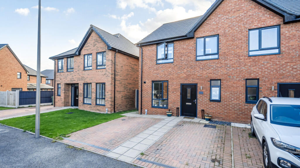 Main image of property: Pardoe Grove, Winsford, cw7 3gu