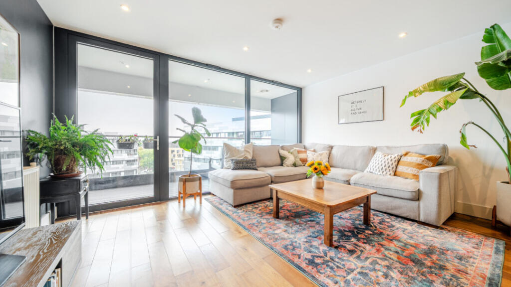 Main image of property: 11 Lambarde Square, Greenwich, SE10 9GF