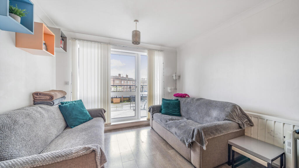 Main image of property: Mercer Court, Candle St, London, E1 4SG