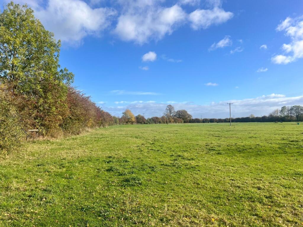 Main image of property: Land & Stables at Little Faringdon, Lechlade, GL7