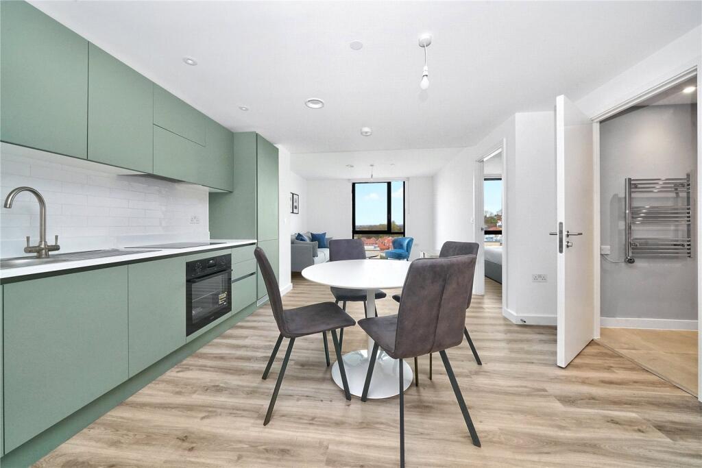 Main image of property: Calibra Court, Kimpton Road, Luton, LU2