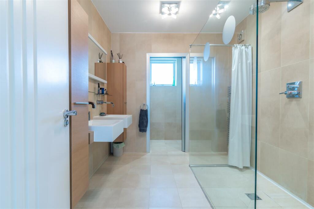 Additional property image - Gardens Road, Lilliput
