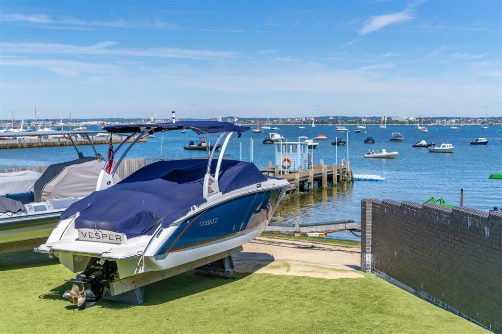 Additional property image - Panorama Road, Sandbanks