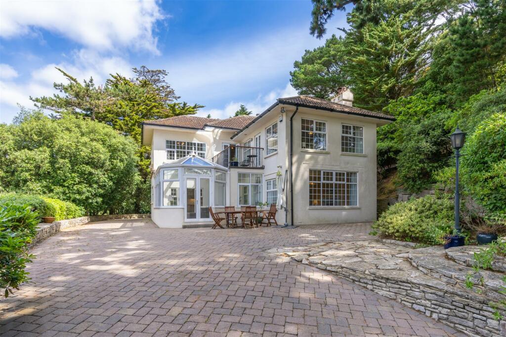 Additional property image - Sandbanks Road, Evening Hill