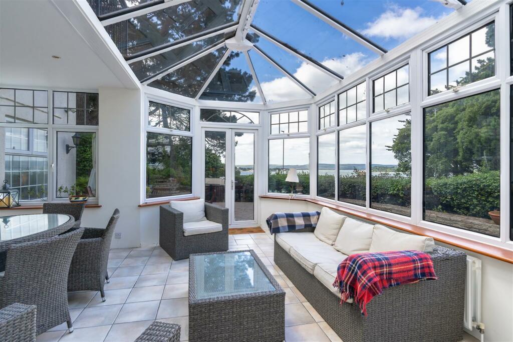 Additional property image - Sandbanks Road, Evening Hill