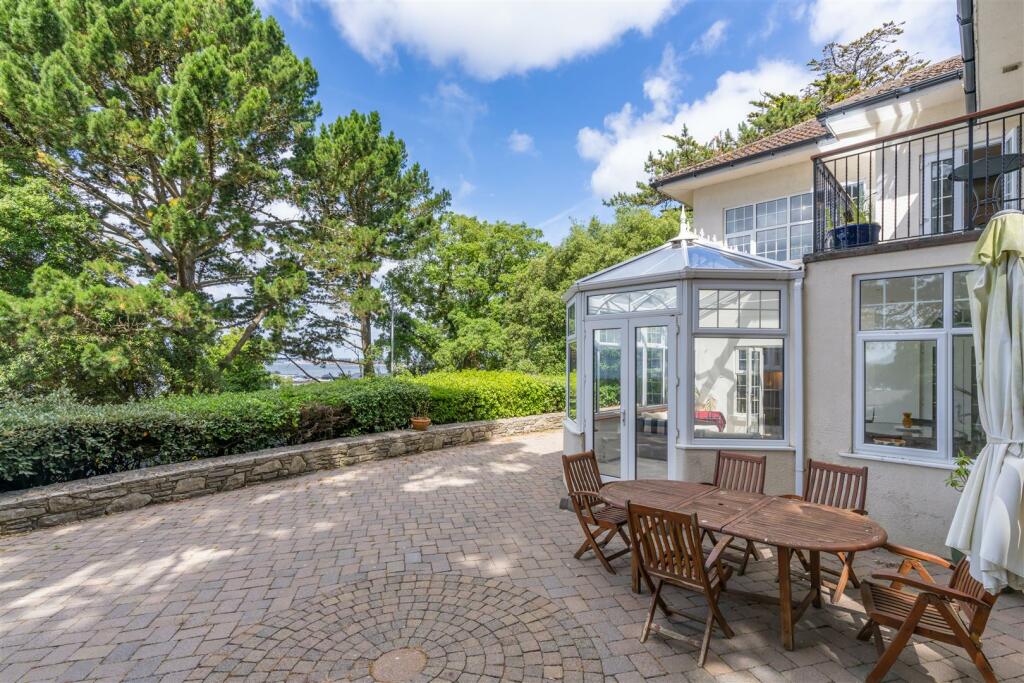 Additional property image - Sandbanks Road, Evening Hill