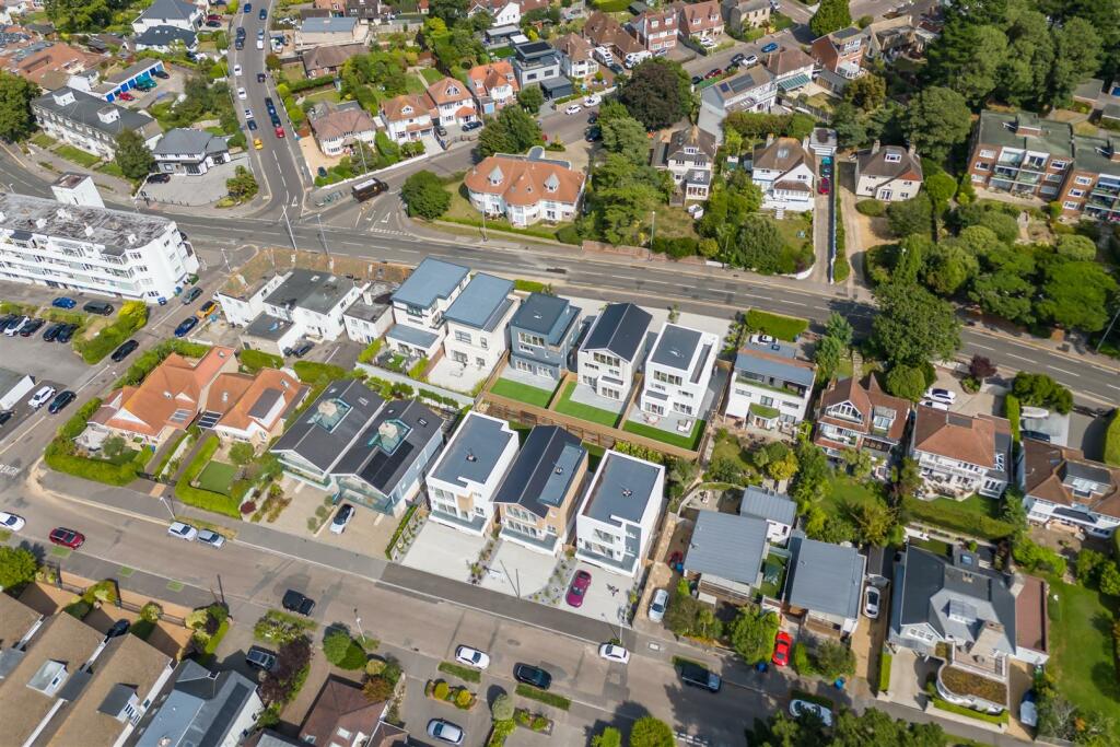 Additional property image - Dorset Lake Avenue, Lilliput