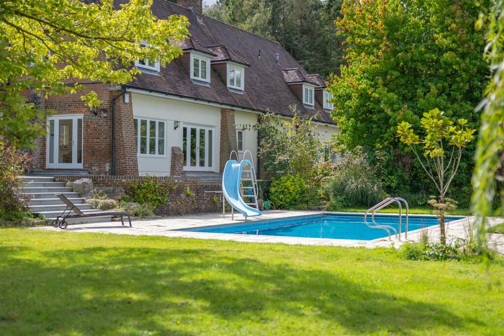 Additional property image - Loop Farm Road, Lytchett Matravers