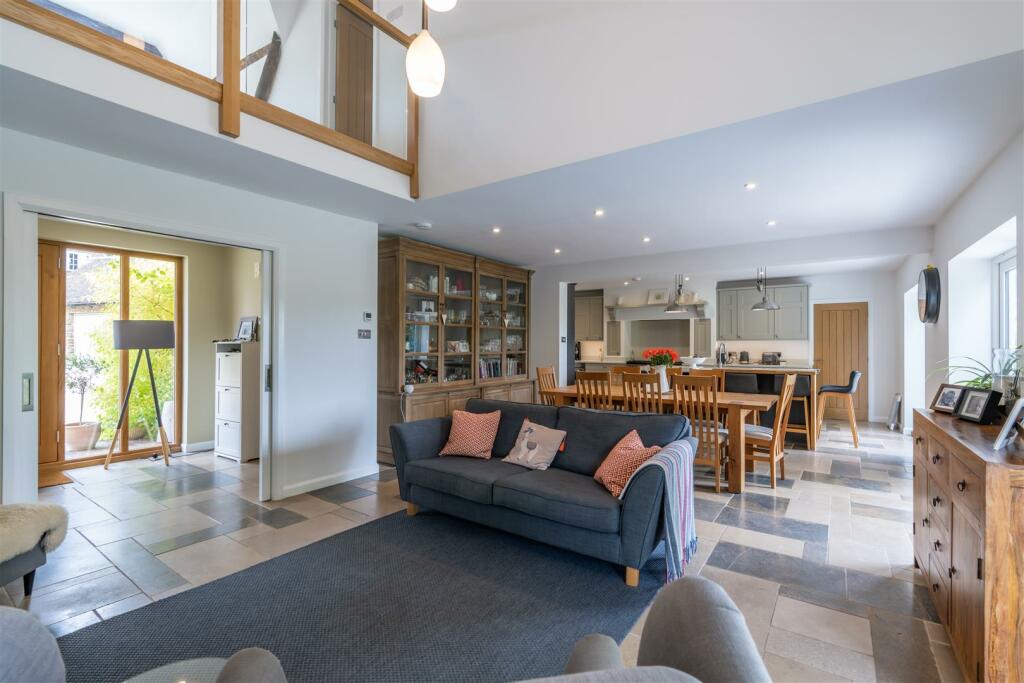 Additional property image - Loop Farm Road, Lytchett Matravers