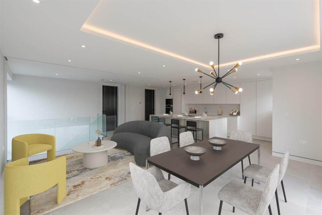 Additional property image - Dorset Lake Avenue, Lilliput